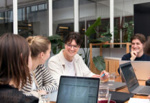 Delftse studenten staan midden in de samenleving